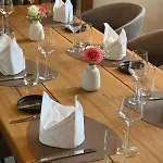 Und Restaurant Hohe Schule * Herborn (Hessen)