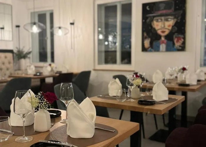 Und Restaurant Hohe Schule Herborn (Hessen)